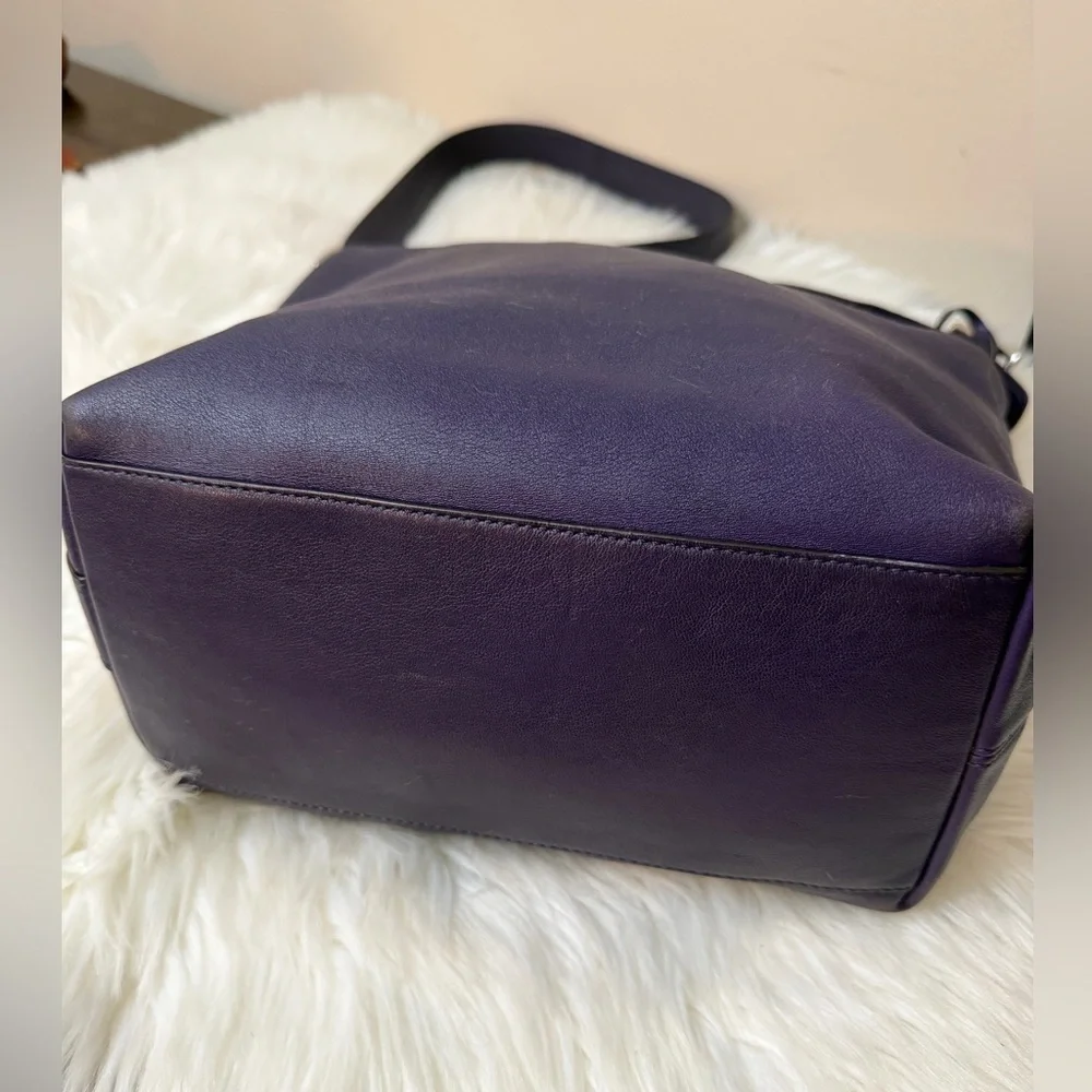 VTG COACH LEGACY DUFFLE 19889